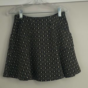zara girls 9/10 patterned skater skirt